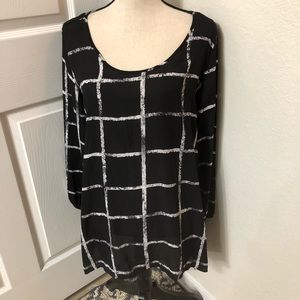 New Decree black  White windowpane print Tunic top